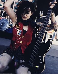 Lindsey (Lyn-z) Way playing bass on stage with Mindless Self Indulgence